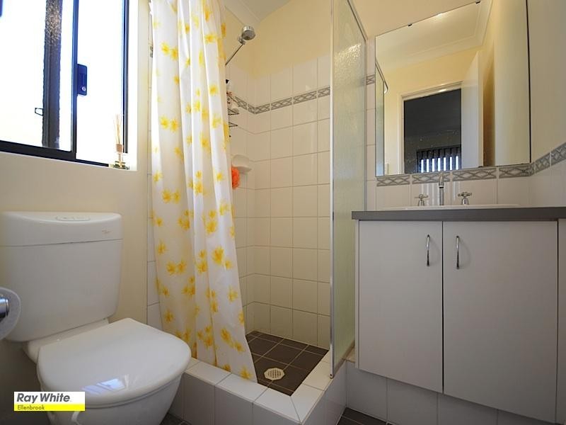 1 Velvick Pass, Ellenbrook WA 6069