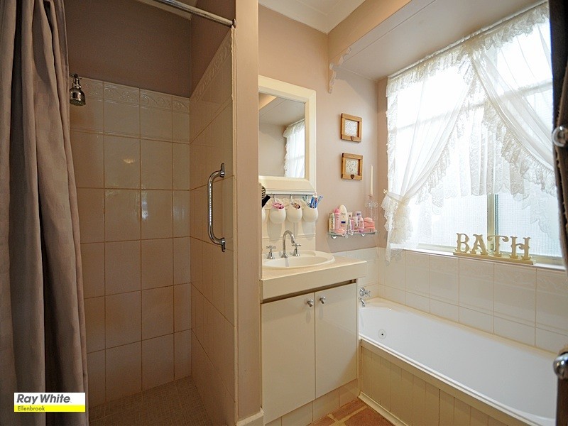 44 Kangaroo Entrance, Stratton WA 6056