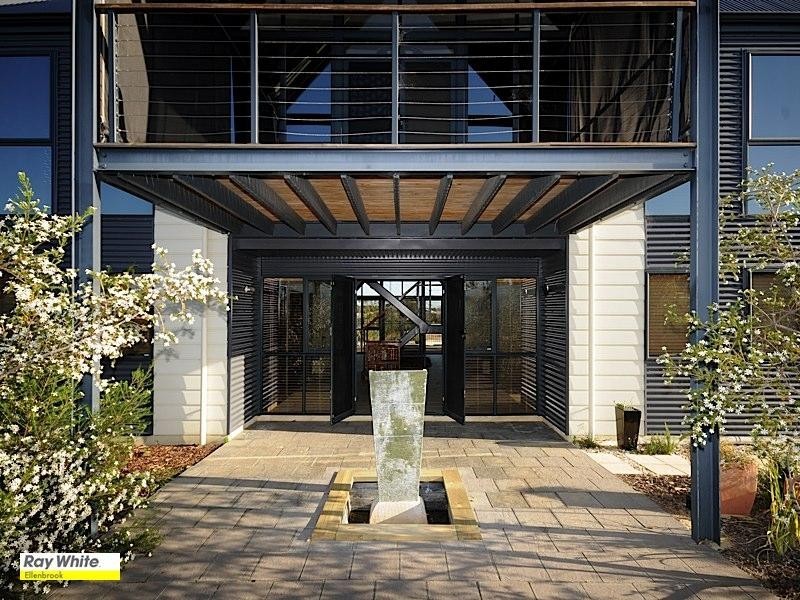 17 Erickson Pass, Ellenbrook WA 6069