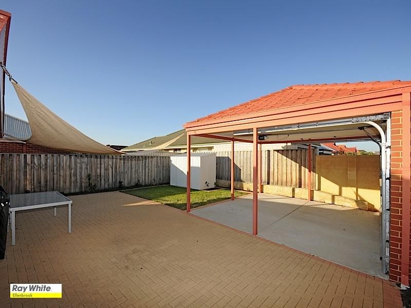 30 Birkett Circle, Ellenbrook WA 6069