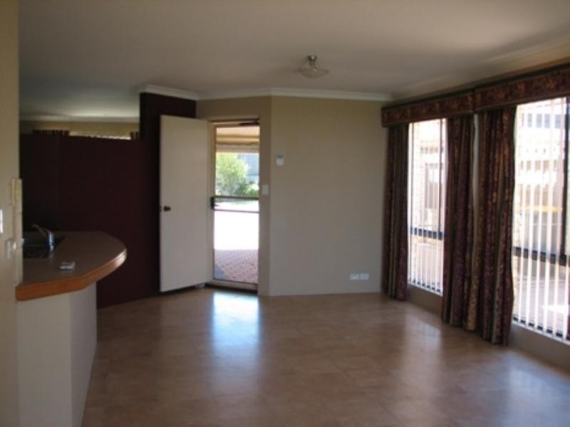 3 Rocklea Crescent, Ellenbrook WA 6069