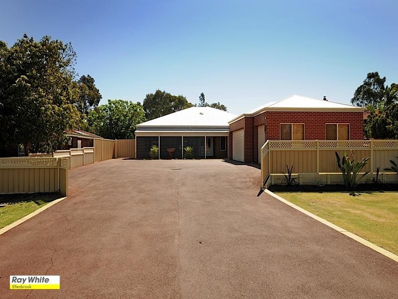 137 Railway Parade, Upper Swan WA 6069