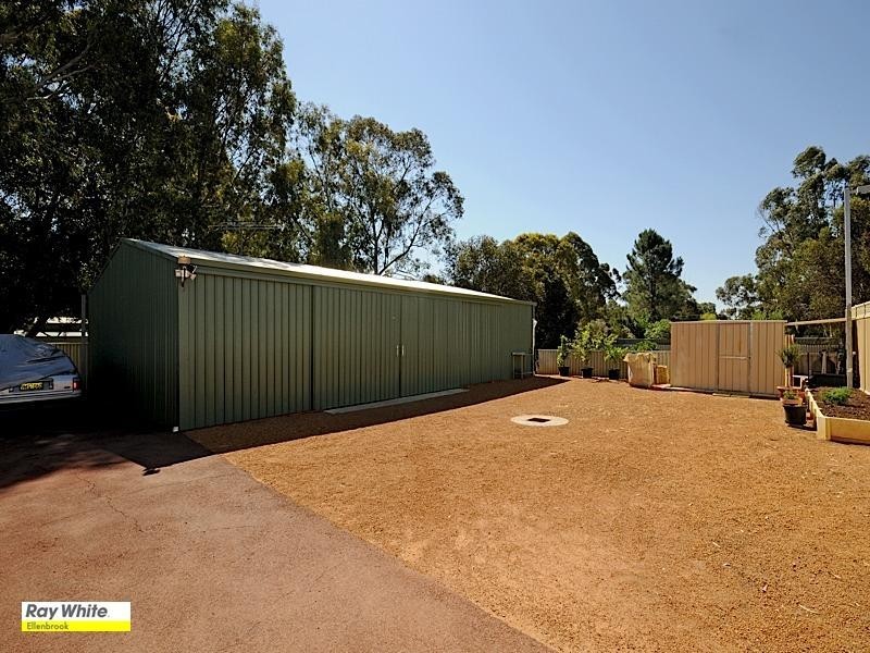 137 Railway Parade, Upper Swan WA 6069