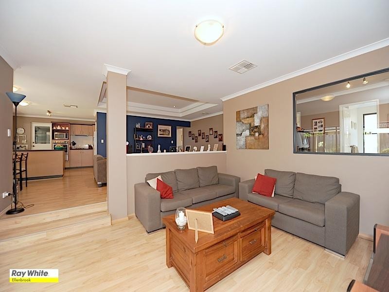 5 Kalgan Court, Ellenbrook WA 6069