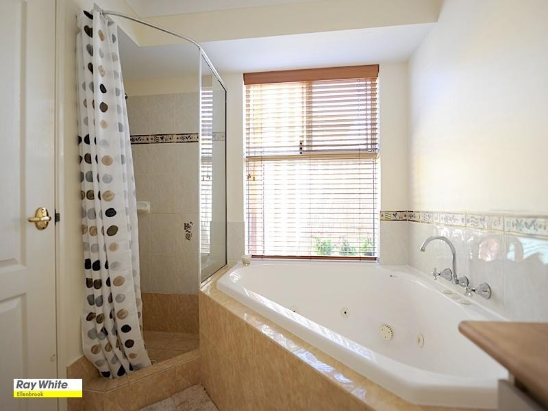 36 Valinco Avenue, Ellenbrook WA 6069