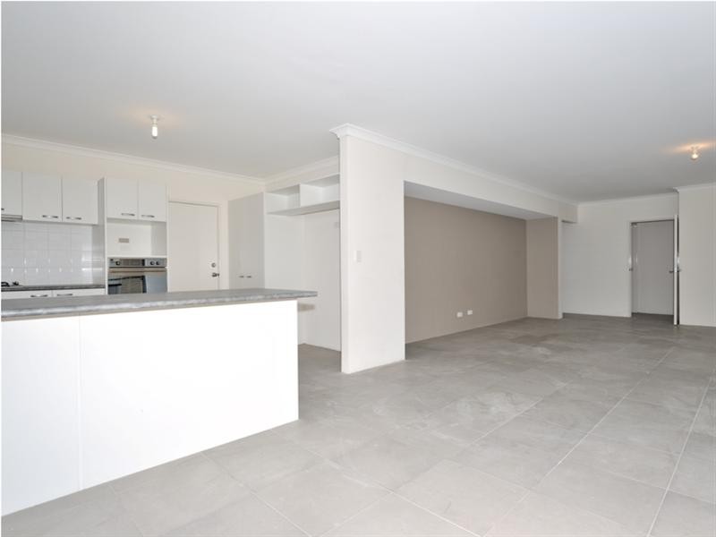 5 Tondoon Bend, Aveley WA 6069