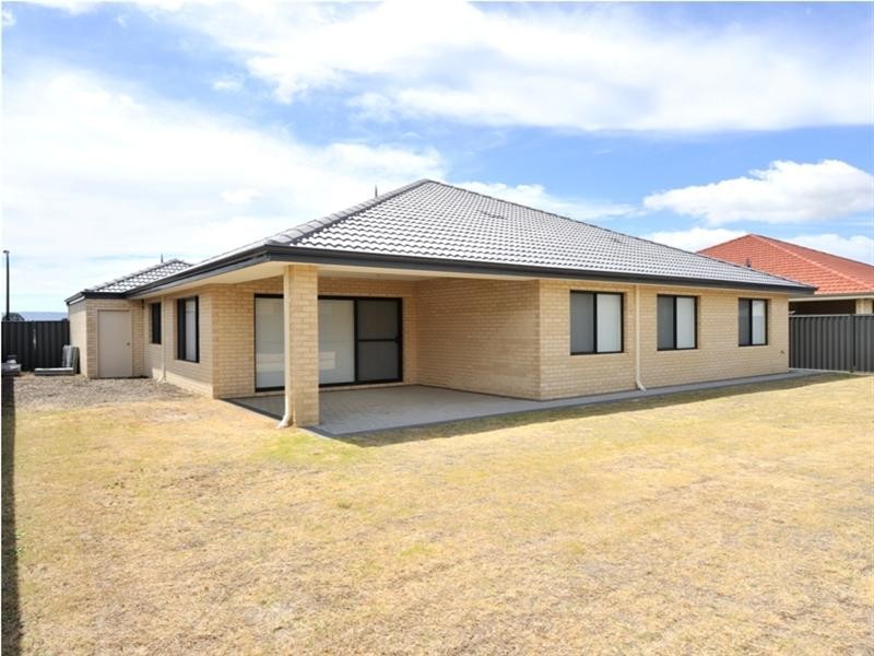 5 Tondoon Bend, Aveley WA 6069