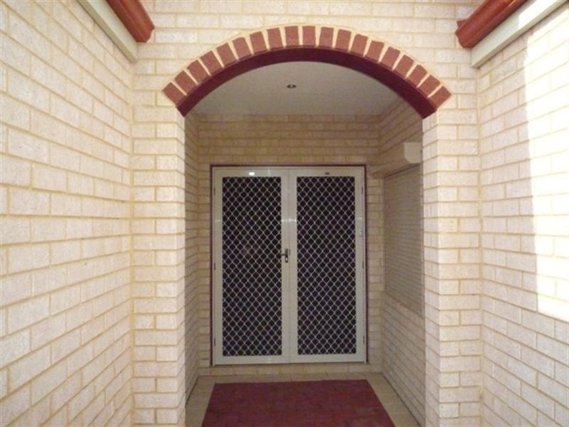 11 Travers Way, Aveley WA 6069