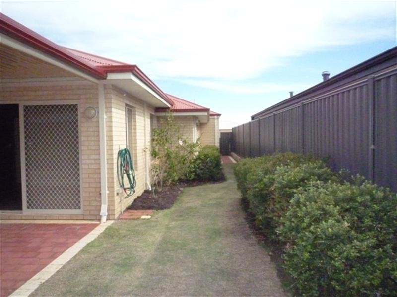 11 Travers Way, Aveley WA 6069