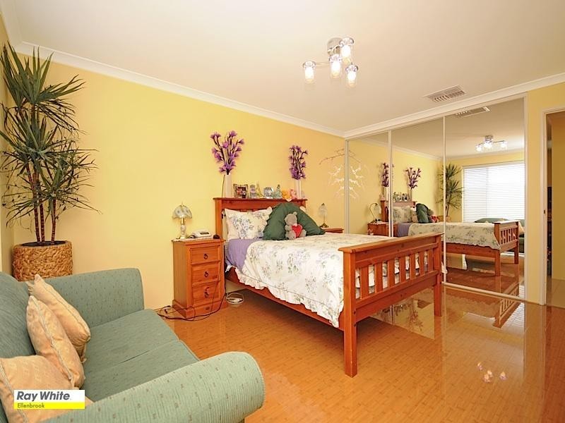 9 Everard Avenue, Ellenbrook WA 6069