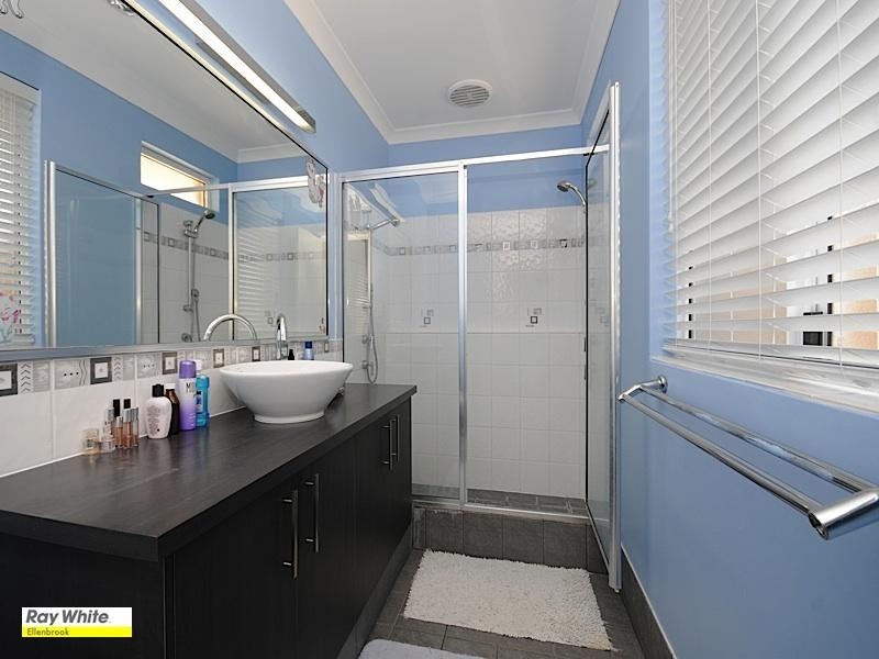 9 Everard Avenue, Ellenbrook WA 6069