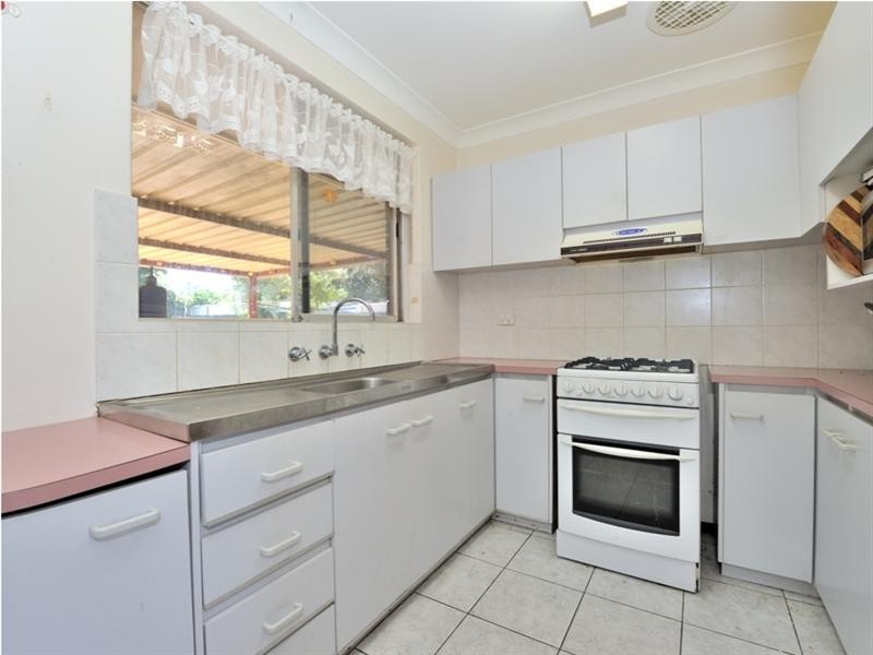 33 Gillam Way, Beechboro WA 6063