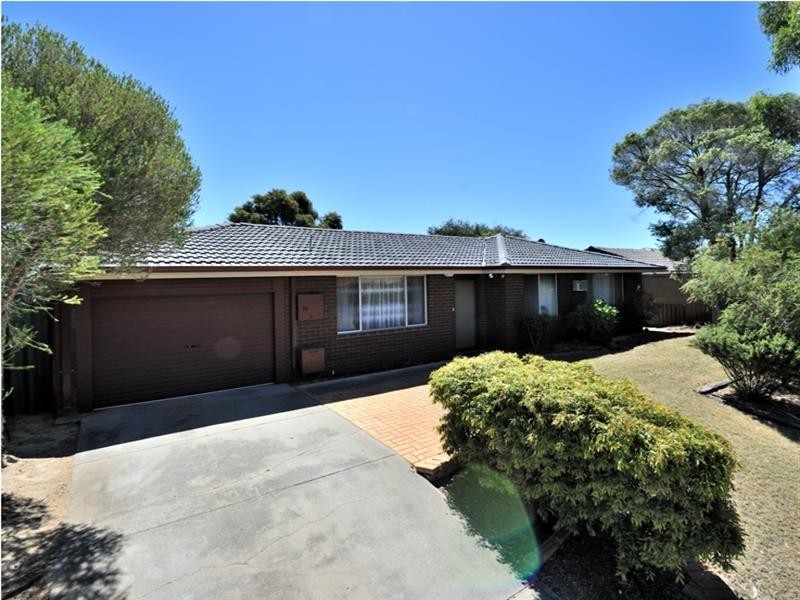 33 Gillam Way, Beechboro WA 6063