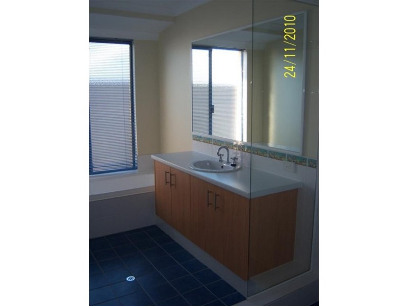 10 Stowe Link, Aveley WA 6069