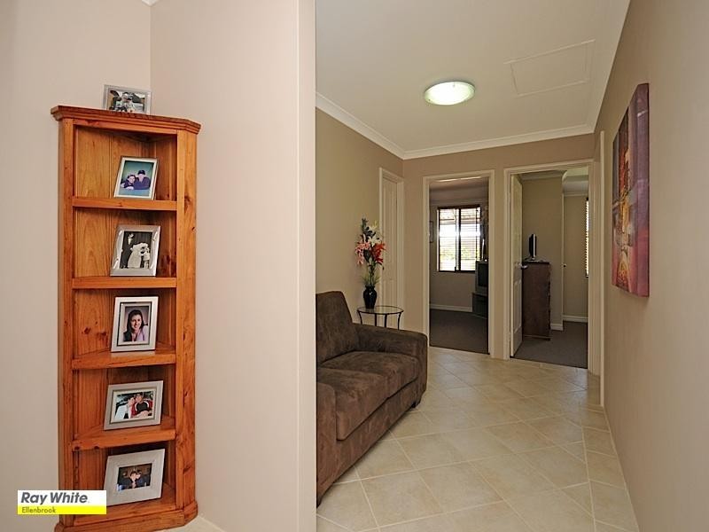 58 Fantail Crescent, Ellenbrook WA 6069