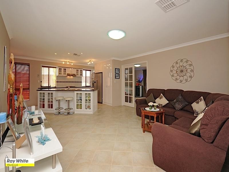 58 Fantail Crescent, Ellenbrook WA 6069