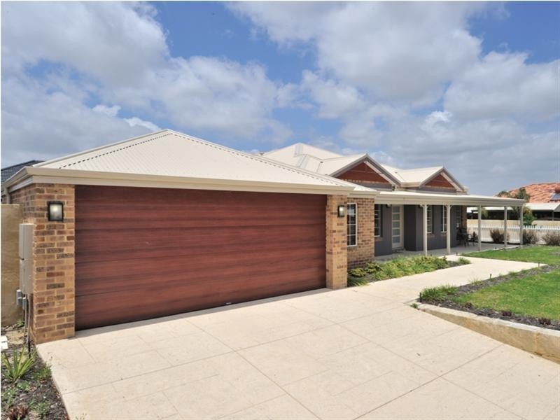 16 Arrowsmith Avenue, Ellenbrook WA 6069