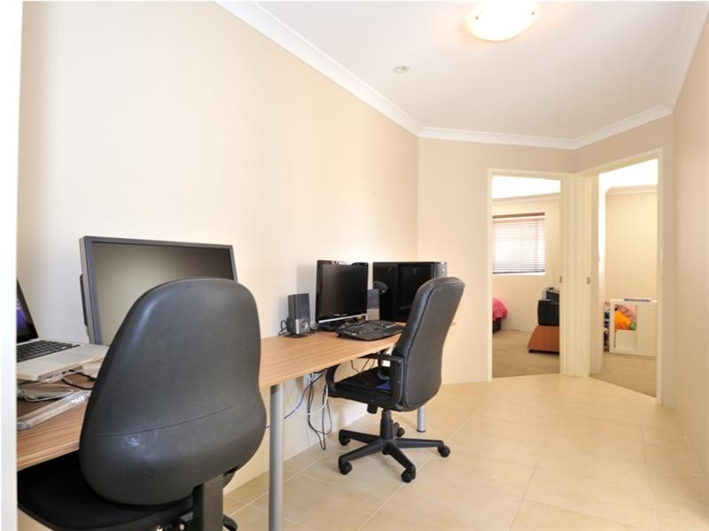 16 Arrowsmith Avenue, Ellenbrook WA 6069