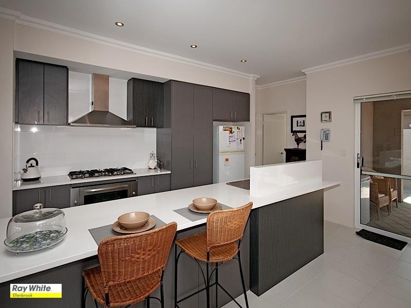 22 Hirani Link, Aveley WA 6069