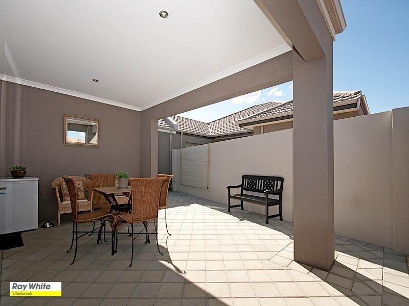 22 Hirani Link, Aveley WA 6069