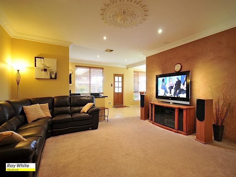 23 Daintree Loop, Ellenbrook WA 6069