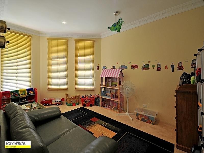 23 Daintree Loop, Ellenbrook WA 6069