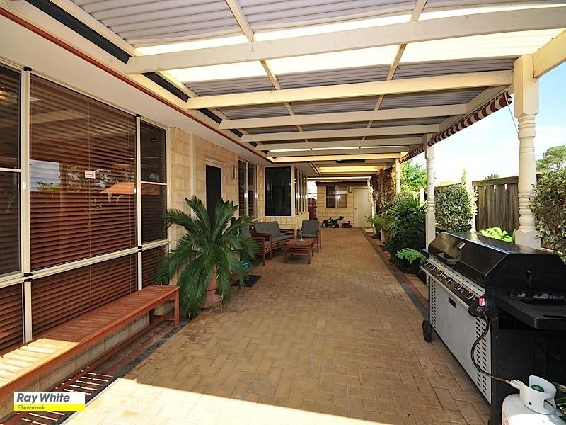 23 Daintree Loop, Ellenbrook WA 6069