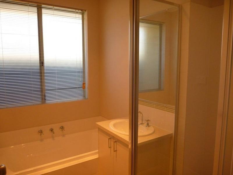 3 Yarwood Nook, Aveley WA 6069