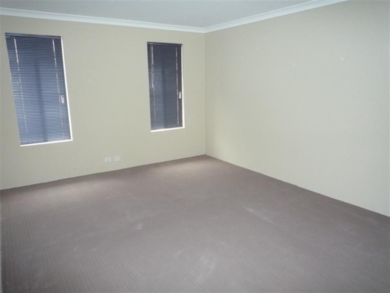 14 Coldstream Pass, Ellenbrook WA 6069