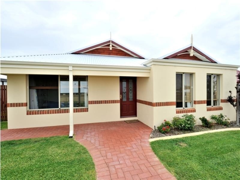 52 Elmina Avenue, Ellenbrook WA 6069