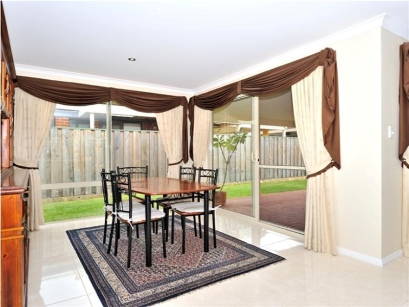 52 Elmina Avenue, Ellenbrook WA 6069