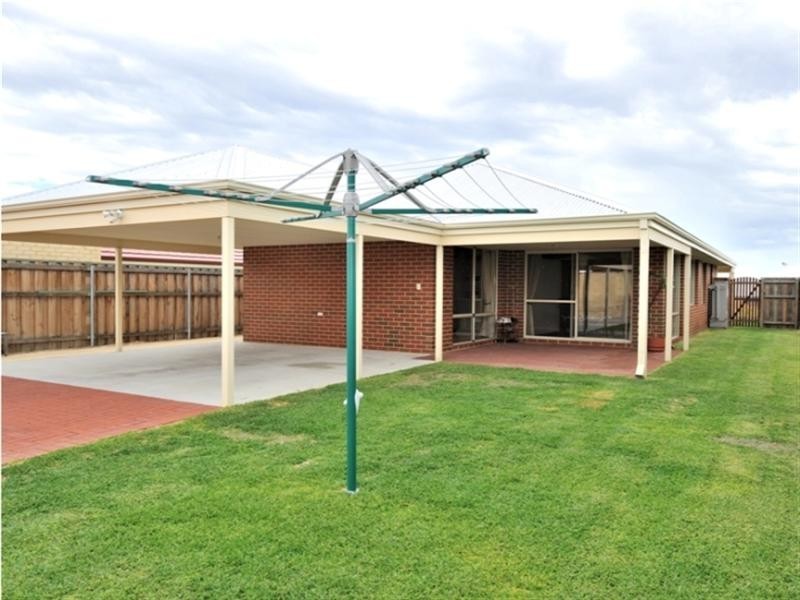 52 Elmina Avenue, Ellenbrook WA 6069