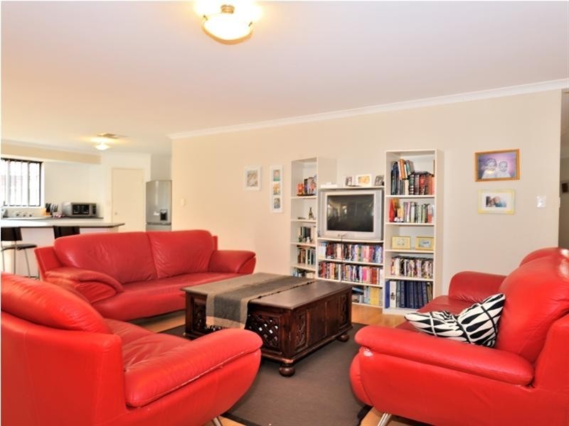 24 Brookmount Drive, Ellenbrook WA 6069