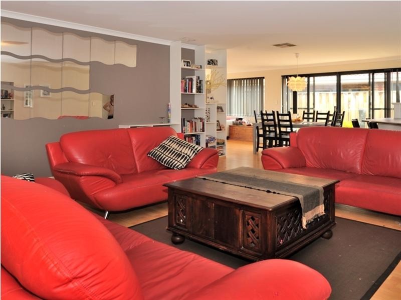 24 Brookmount Drive, Ellenbrook WA 6069
