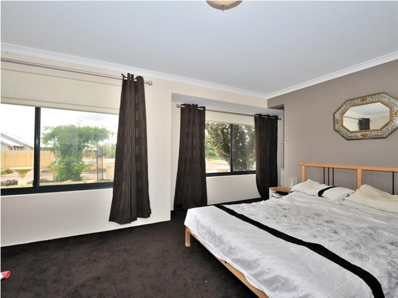 24 Brookmount Drive, Ellenbrook WA 6069