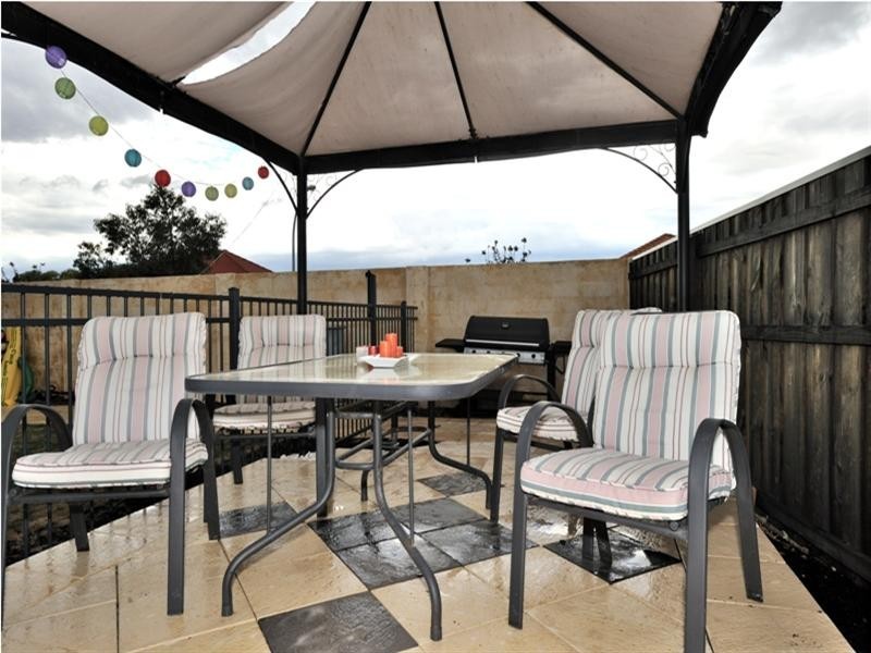 24 Brookmount Drive, Ellenbrook WA 6069