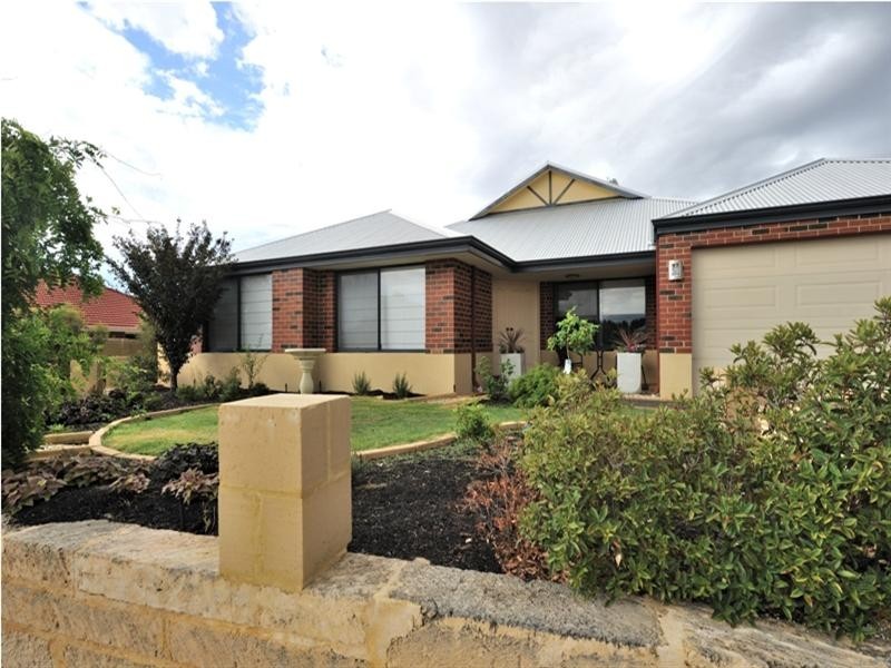24 Brookmount Drive, Ellenbrook WA 6069