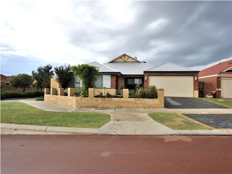24 Brookmount Drive, Ellenbrook WA 6069