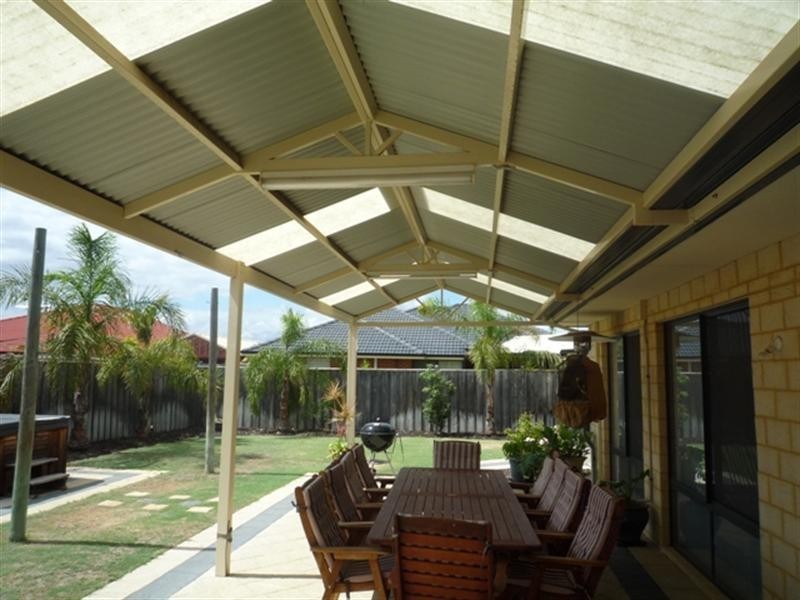 358 Vines Avenue, The Vines WA 6069
