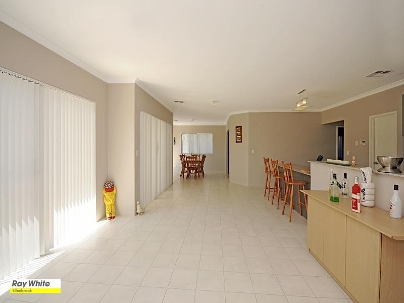 26 Nouveau Turn, Aveley WA 6069
