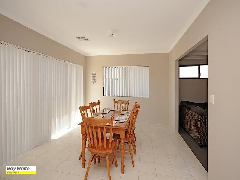 26 Nouveau Turn, Aveley WA 6069