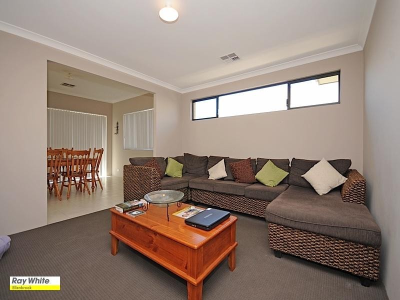 26 Nouveau Turn, Aveley WA 6069