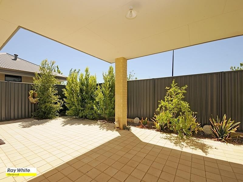 26 Nouveau Turn, Aveley WA 6069