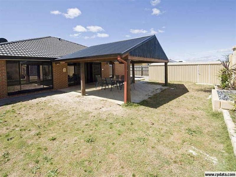 105 Granesse Drive, Ellenbrook WA 6069