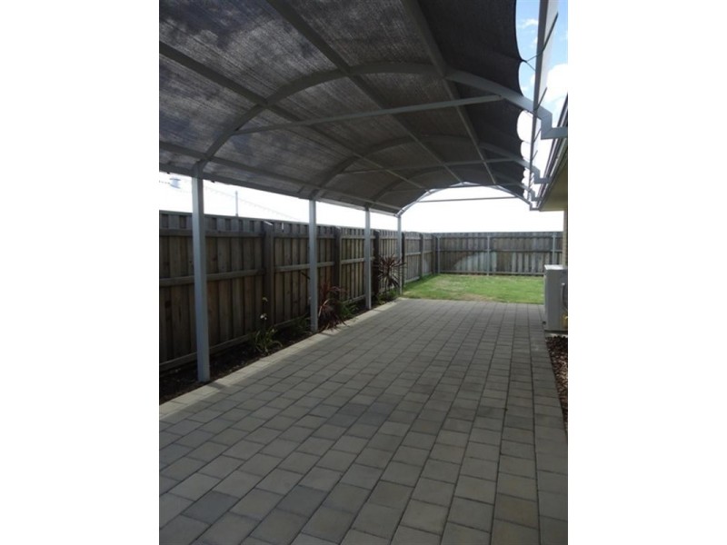 2 Two Rivers Loop, Ellenbrook WA 6069