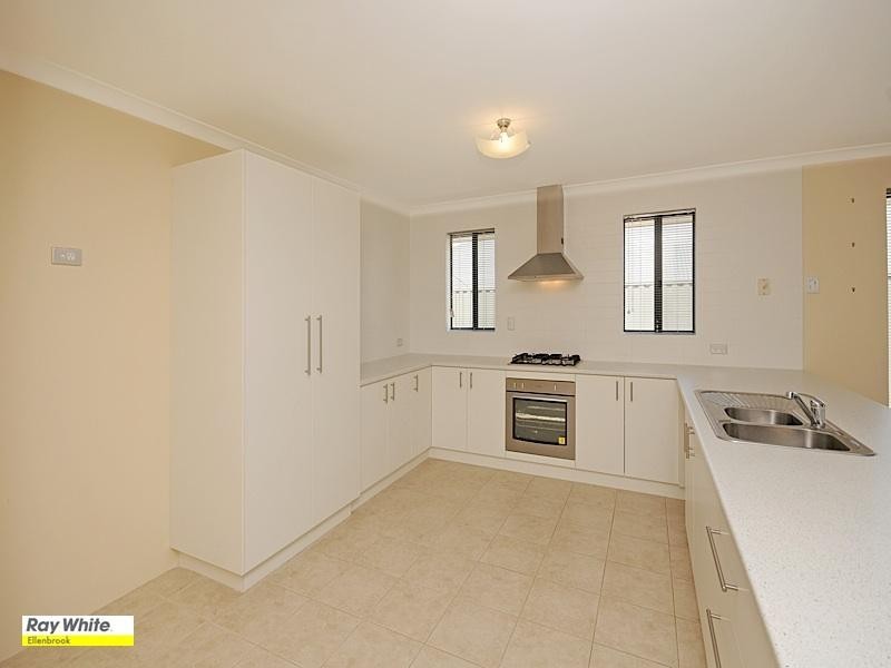 57 Safford Avenue, Aveley WA 6069