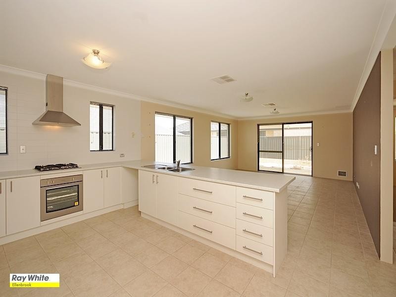 57 Safford Avenue, Aveley WA 6069