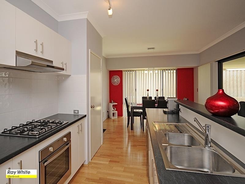 8 Guraga Terrace, Ellenbrook WA 6069