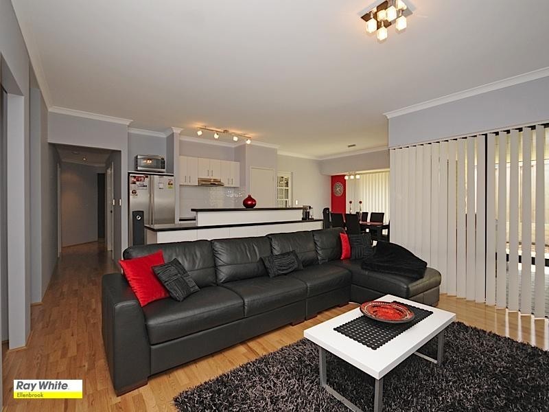 8 Guraga Terrace, Ellenbrook WA 6069