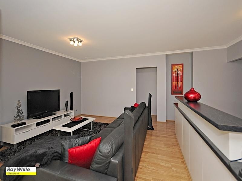 8 Guraga Terrace, Ellenbrook WA 6069